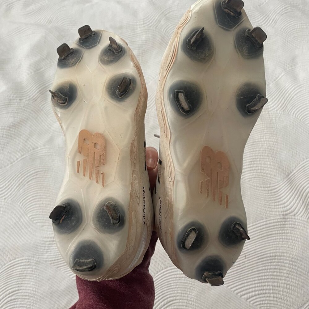 New Balance Baseball Cleats - Fresh Foam X 3000v7 - Men 7/Women 8.5 WIDE - Picture 2 of 6